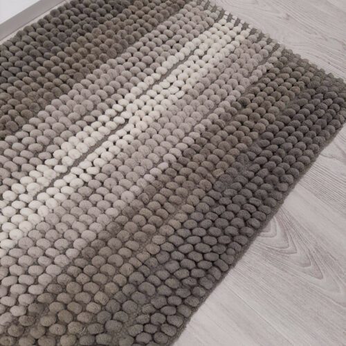 Alfombra de baño burbujas aterciopelada tonos grises rayas antideslizante.