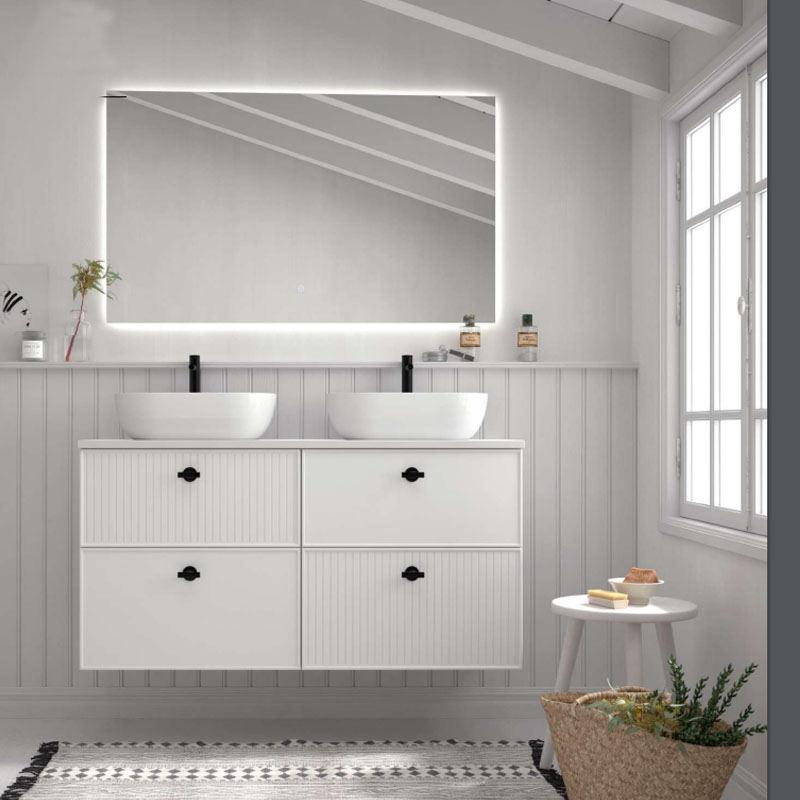 Mueble de baño colonial combinado rayas tapa y lavabo sobre encimera. - Imagen 4