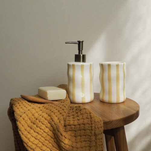 Vaso portacepillos ceramica blanco y rayas beige mantequilla